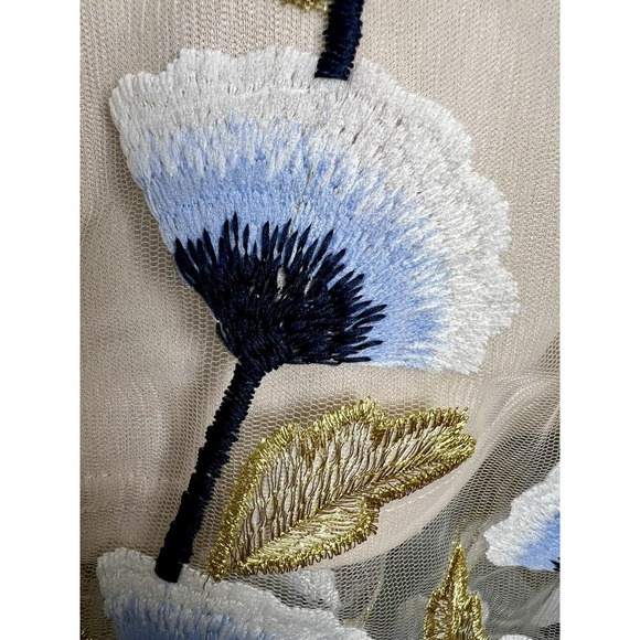 The Clothing Company Floral Embroidered Mesh Pencil Skirt Women's Size Small - Picture 8 of 10